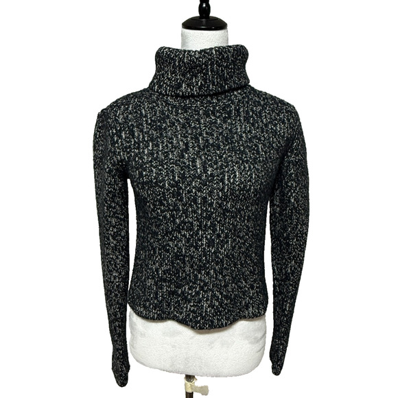 Theory Sweater Womens Large Black Gray Alpaca Wool Crop Turtleneck Chunky Knit - Picture 5 of 9